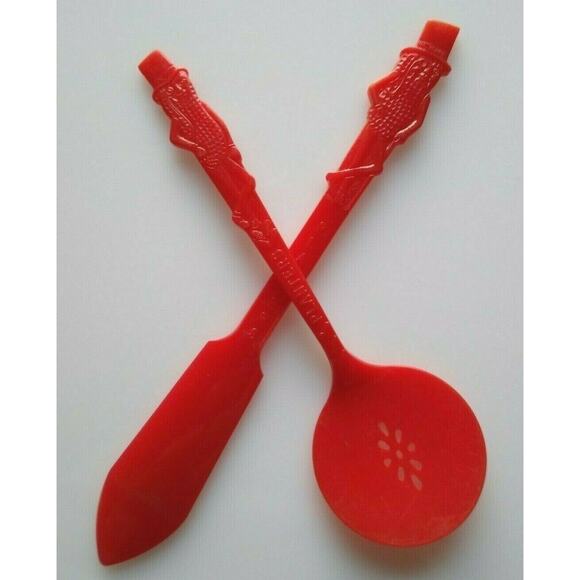 Mr Peanut Planters Nuts Red Spreader & Nut Spoon Original Plastic 1950s Vintage - Picture 1 of 11
